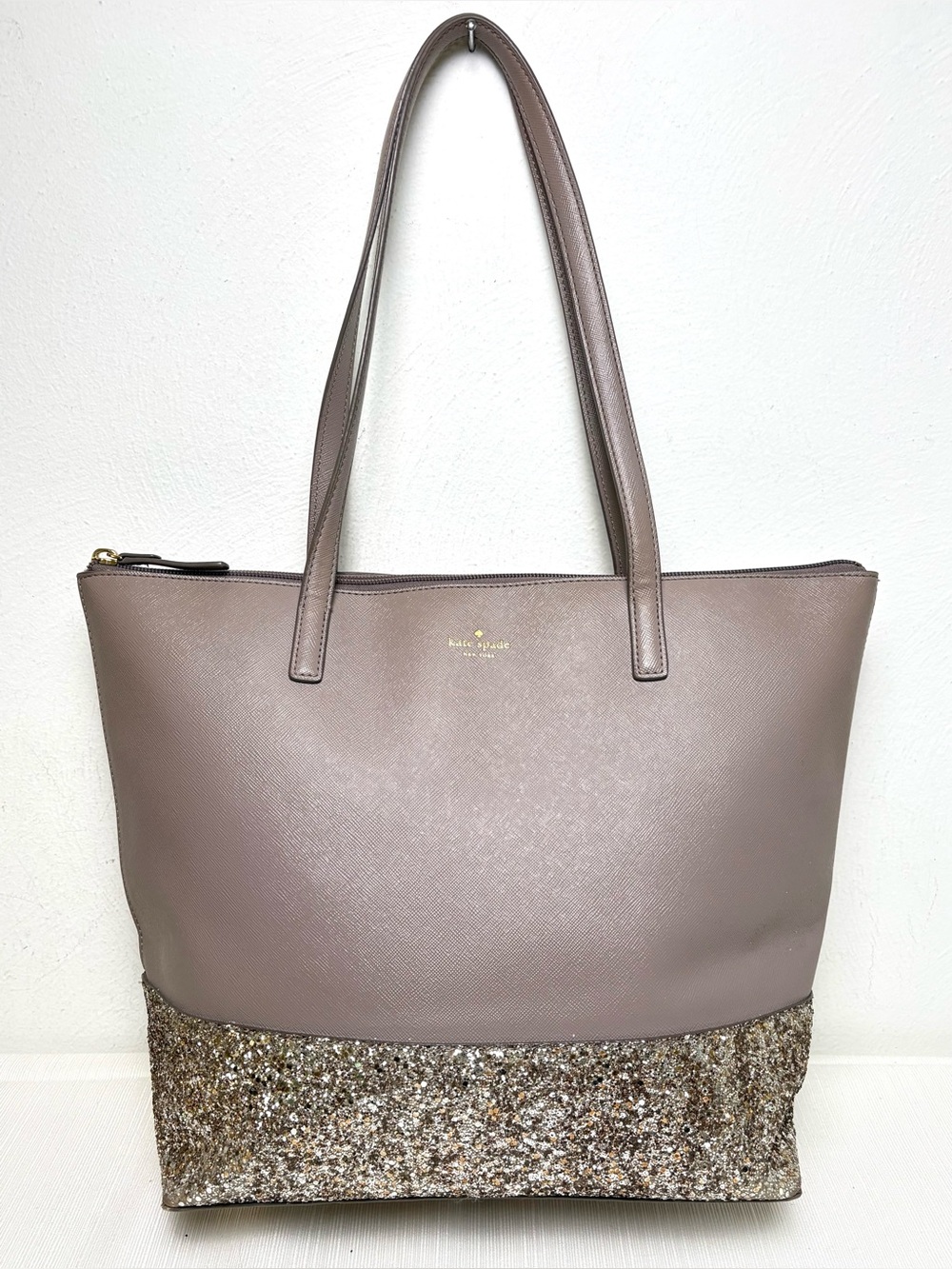 KATE SPADE Large Penny Greta Court Gray Tote Cityscape Gray Saffiano Leather